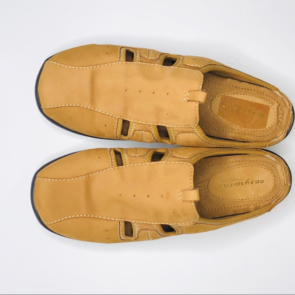 EASY SPIRIT comfort 2 loafer. Open back.